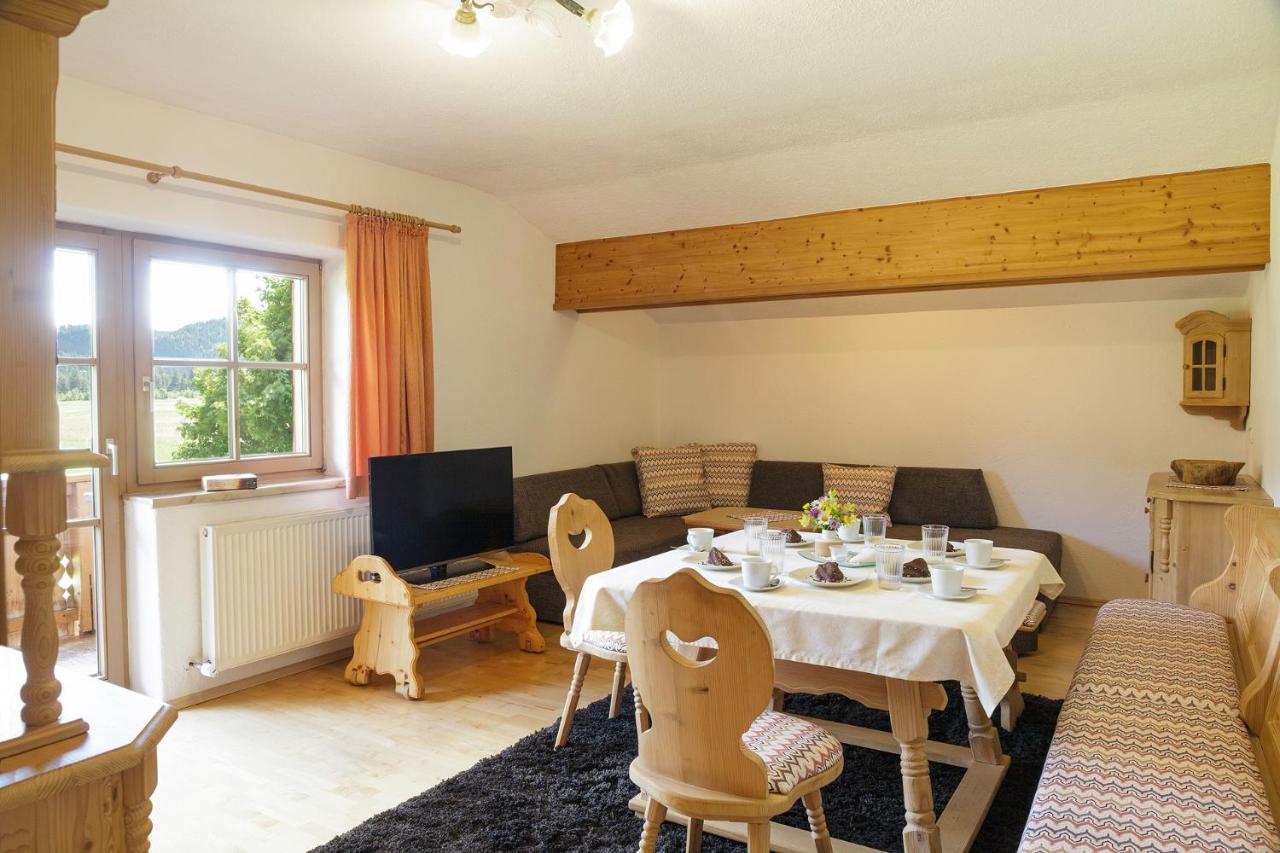 Landhaus Lindl - Ein ruhiges Platzl zum Wohlfühlen Leutasch Exterior foto