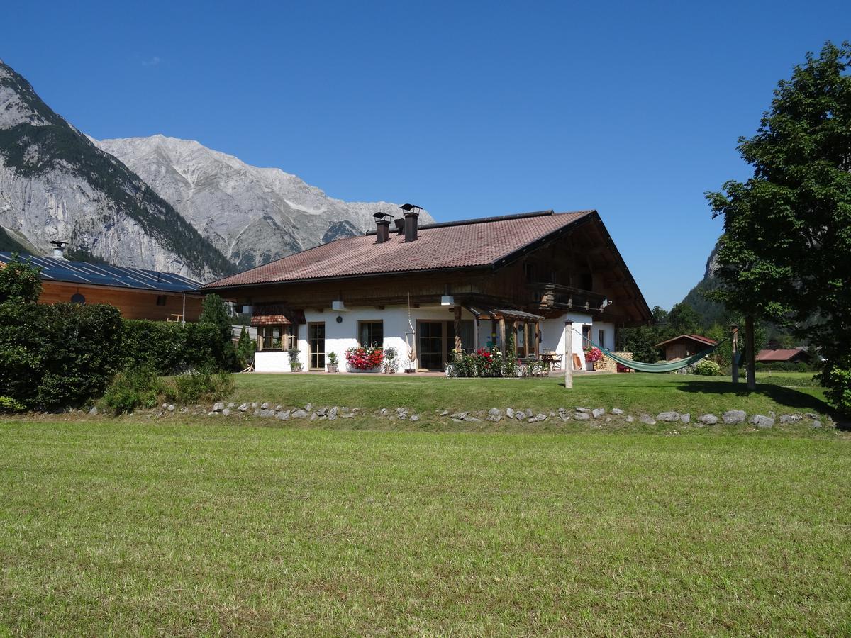 Landhaus Lindl - Ein ruhiges Platzl zum Wohlfühlen Leutasch Exterior foto