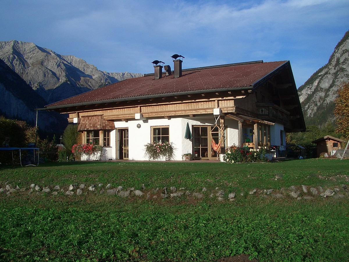 Landhaus Lindl - Ein ruhiges Platzl zum Wohlfühlen Leutasch Exterior foto