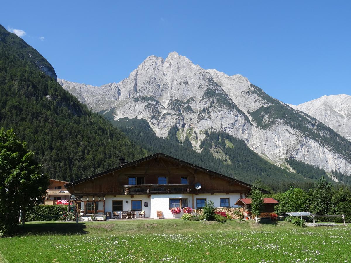 Landhaus Lindl - Ein ruhiges Platzl zum Wohlfühlen Leutasch Exterior foto